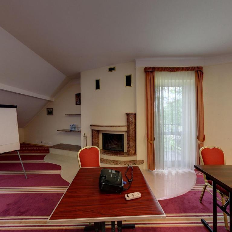 Hotel Twins II Varsavia Esterno foto